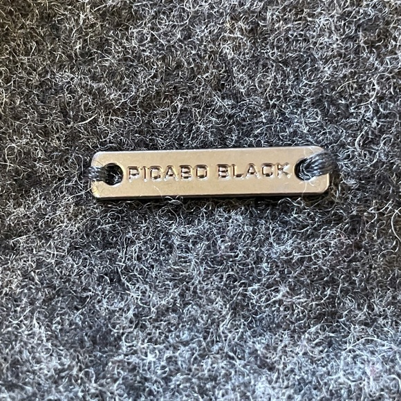 Like new dark grey 100% wool beret, one size fits most - Picture 8 of 11